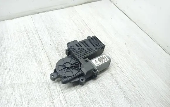 Citroen C4 Grand Picasso Front door window regulator motor 9682495880 06705707 400963D