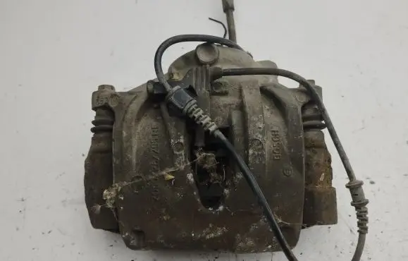 Mercedes-Benz E W211 Front brake caliper