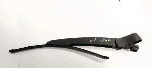 BMW X1 F48 F49 Rear wiper blade 7366061