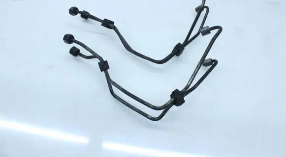 Volvo S40 Fuel injector supply line/pipe 