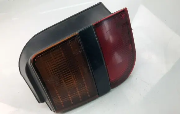 Mitsubishi Space Wagon Rear/tail lights 0431538L
