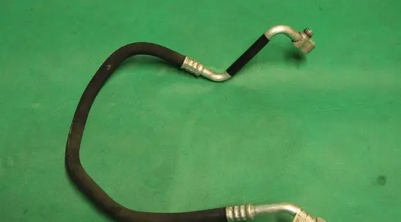 Audi A5 Sportback 8TA Air conditioning (A/C) pipe/hose 8T0260701M