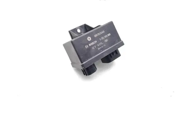 Jeep Cherokee Glow plug pre-heat relay 68079153AA 0281003060