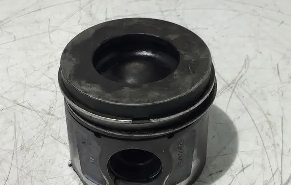 Citroen C5 Piston H268X