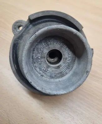 Audi A4 S4 B5 8D Coil spring mount 8D0513353