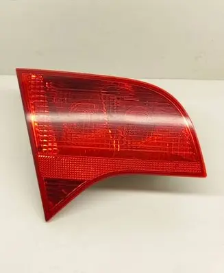 Audi A4 S4 B7 8E 8H Tailgate rear/tail lights 8E9945093 484501 ULO749001
