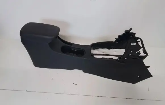 Hyundai Kona I Center console 84620j9000