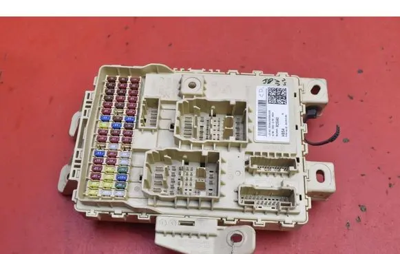 KIA Sportage Fuse box set 91950R2540