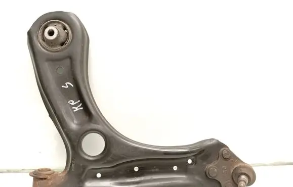 Skoda Rapid (NH) Front lower control arm/wishbone 6R0407151F