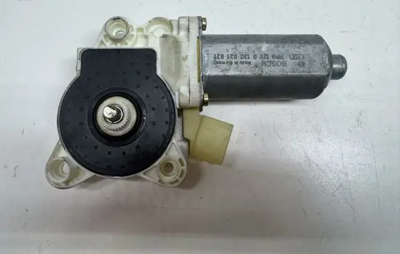 Mercedes-Benz Vaneo W414 Front door window regulator motor A2308201042 106257102
