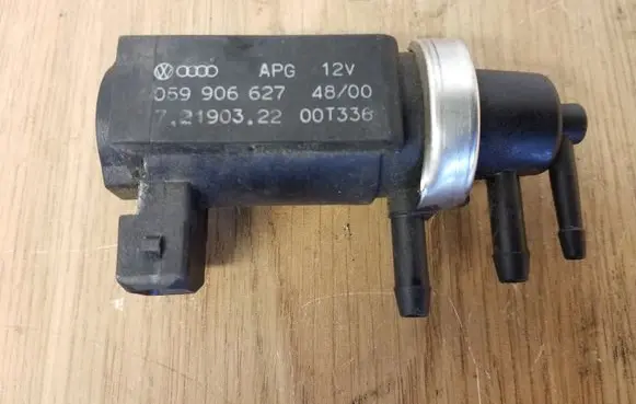Audi A6 S6 C5 4B Turbo solenoid valve 059906627 72190322