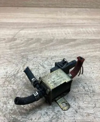 Ford Galaxy Turbo solenoid valve 028906283F 94T182