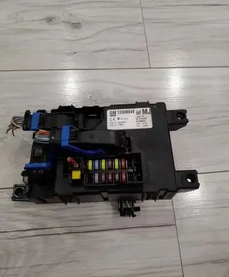 Opel Corsa D BSM Control unit 13308948