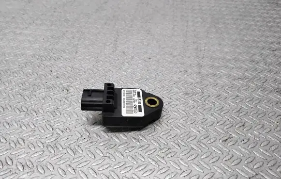 Hyundai i30 Airbag deployment crash/impact sensor 959203K000