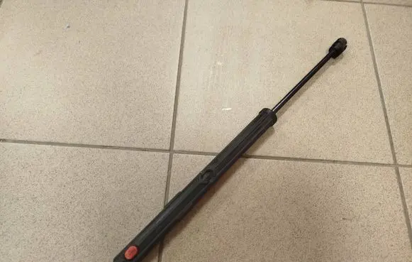 Mercedes-Benz R W251 Front bonnet/hood damper/strut A2518800129