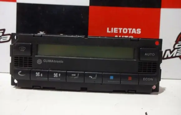 Volkswagen Golf IV Climate control unit