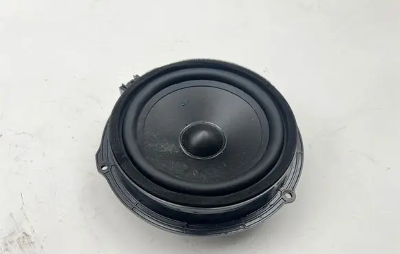 Land Rover Discovery Sport Front door speaker BJ3218808CE