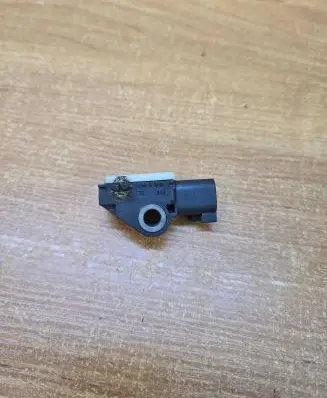 Volvo V70 Airbag deployment crash/impact sensor 31264395