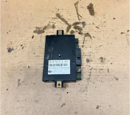 Mercedes-Benz E W211 Tow bar trailer control unit/module A0295456032 5ZA00846900