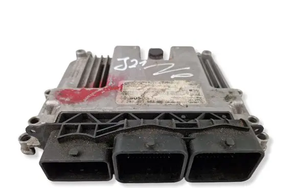 Ford Focus Engine control unit/module AV2112A650HE 0281017588