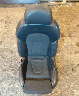 Audi A5 8T 8F Front driver seat
