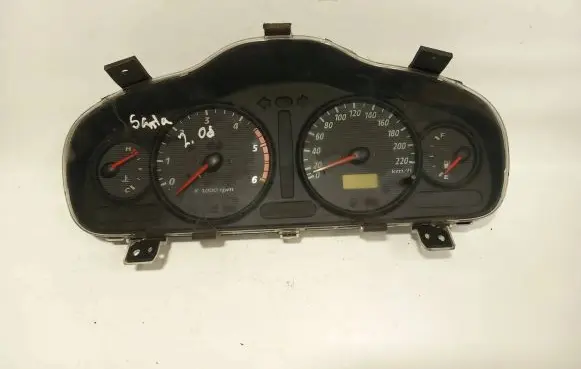 Hyundai Santa Fe Speedometer (instrument cluster) 200465200H 20020702