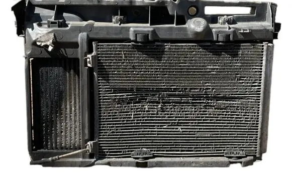 Citroen DS3 Radiator support slam panel