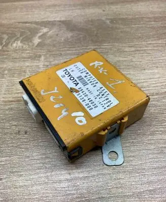 Lexus RX 450H Wing mirror control module 8943048030 15139000