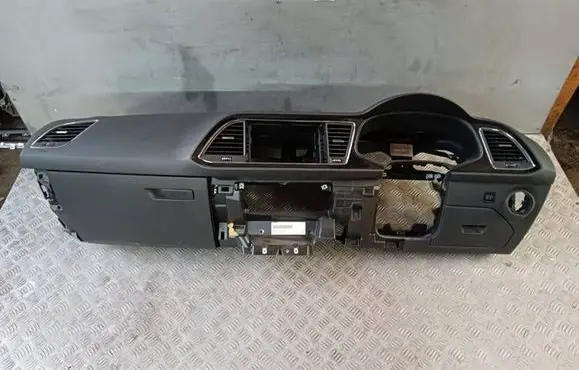 Seat Leon (5F) Dashboard 