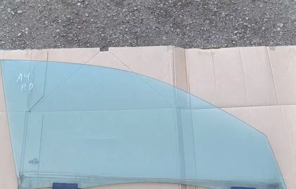 Audi A4 S4 B6 8E 8H Front door window glass four-door 43R001352 DOT448AS2M4