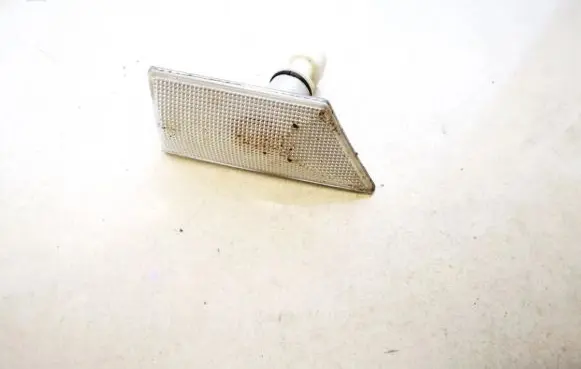 Opel Vectra C Front fender indicator light 09101911 09180872