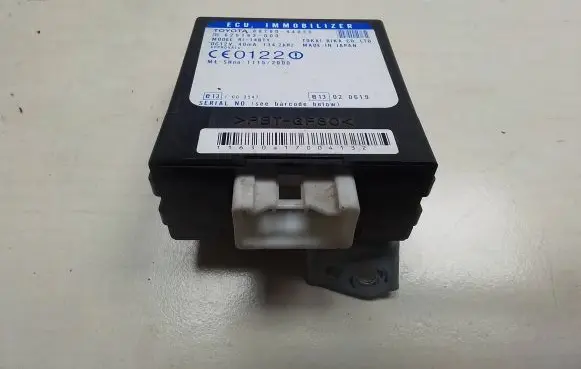 Toyota Avensis Verso Immobilizer control unit/module 8978044030 626163000