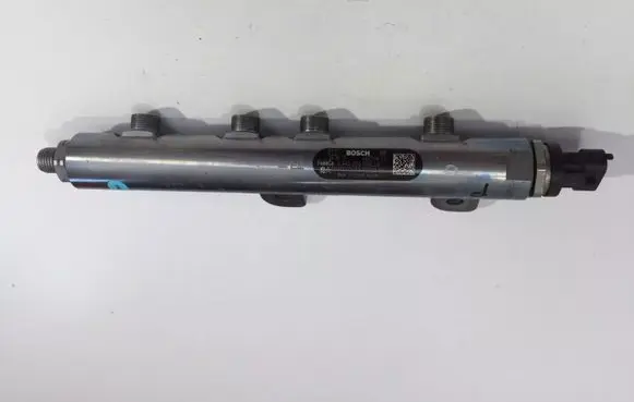 Land Rover Range Rover Sport L494 Fuel main line pipe 0445216048