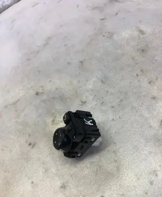 Nissan Juke II F16 Wing mirror switch 255705ra1a