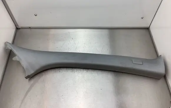 Jaguar XF X250 (A) pillar trim 8X23F03512
