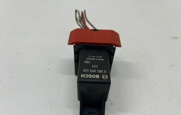 Glow plug pre-heat relay