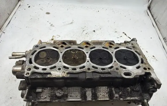 Toyota Yaris Engine head NZ23