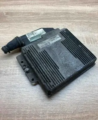 Renault Laguna I Engine control unit/module ECU 7700868314 S103722102B
