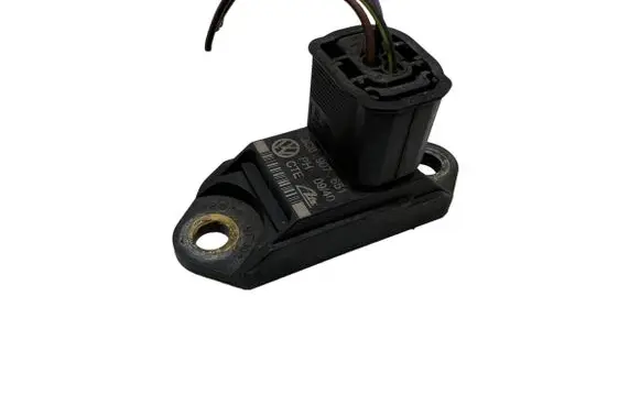 Volkswagen PASSAT B6 Airbag deployment crash/impact sensor 3C0907651