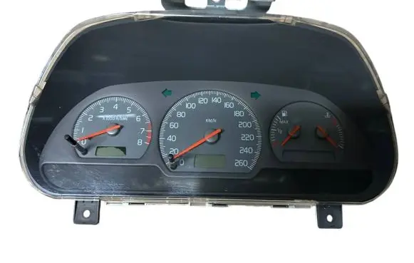 Volvo S40, V40 Speedometer (instrument cluster) 30889708