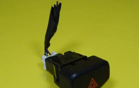 Nissan Note (E11) Hazard light switch 06019 NILES06019