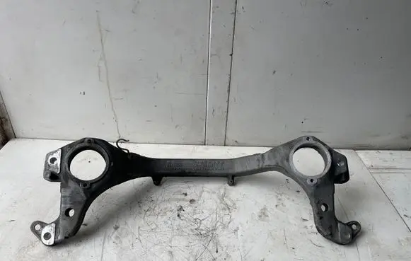 Volkswagen Touareg I Front subframe 7L6199207 0A16793