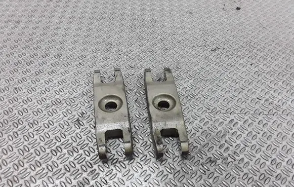 Opel Astra G Fuel Injector clamp holder