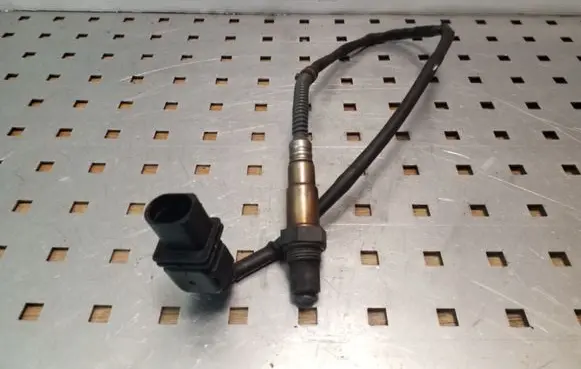 Volkswagen PASSAT B6 Lambda probe sensor 03C906262
