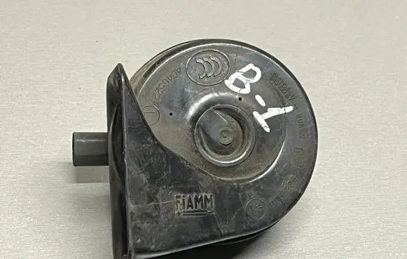 Mini One - Cooper Clubman R55 Horn signal A046522