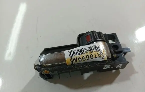 Rear door interior handle