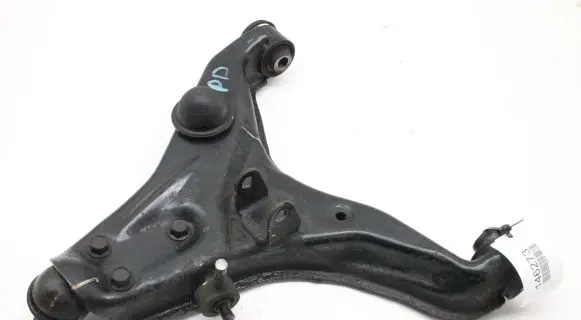 Mitsubishi L200 Front lower control arm/wishbone