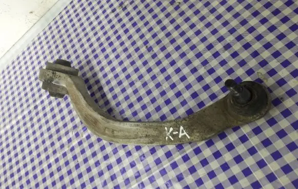 Audi A4 S4 B7 8E 8H Front lower control arm/wishbone