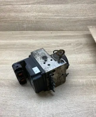 Nissan X-Trail T30 ABS Pump 47600AR005