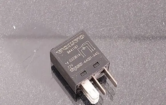 Volvo V70 Other relay 9441161